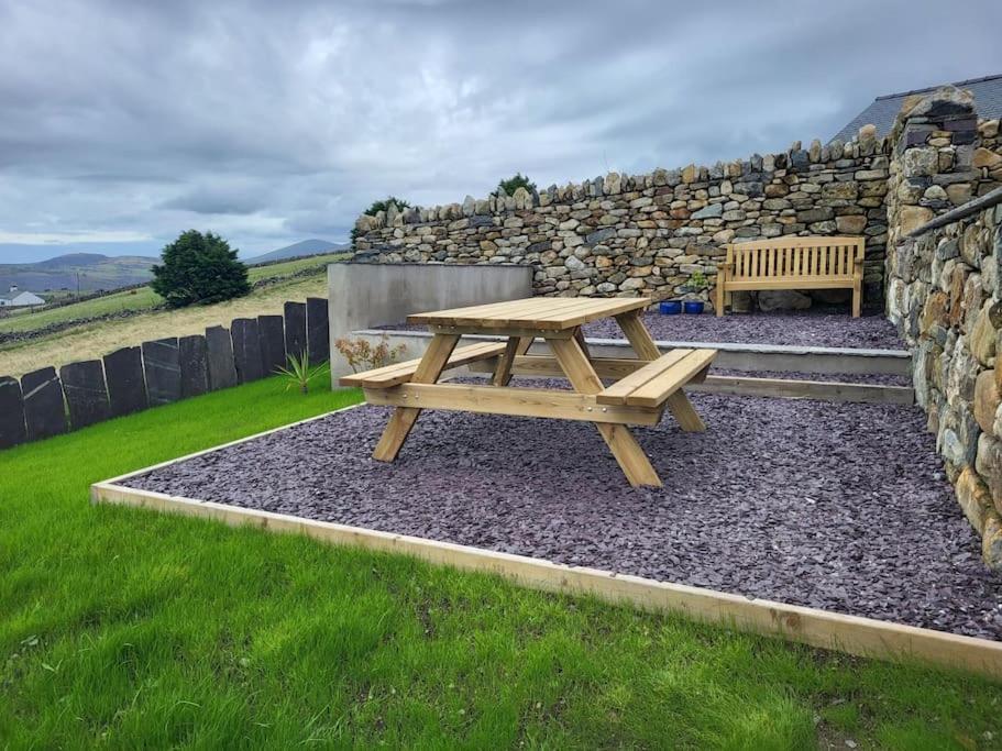 Amazing Coastal & Sunset Views In Eryri Villa Llanllyfni Buitenkant foto
