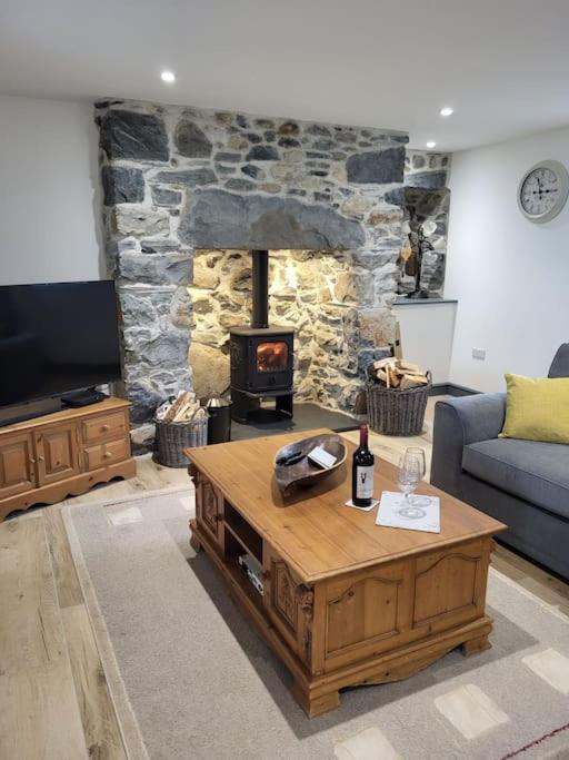 Amazing Coastal & Sunset Views In Eryri Villa Llanllyfni Buitenkant foto