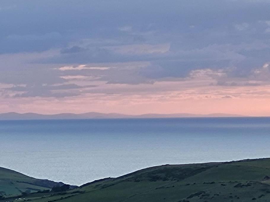 Amazing Coastal & Sunset Views In Eryri Villa Llanllyfni Buitenkant foto