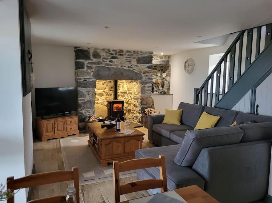 Amazing Coastal & Sunset Views In Eryri Villa Llanllyfni Buitenkant foto
